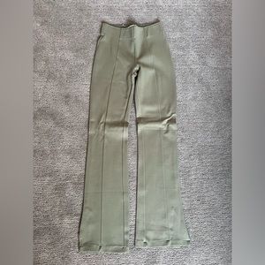 Abercrombie green pants